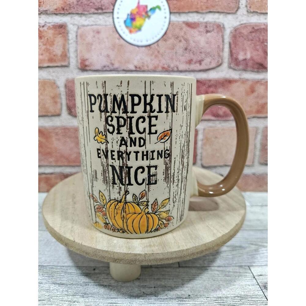 2022 Spectrum Designz Pumpkin Spice and Everything Nice 17oz Mug NWT